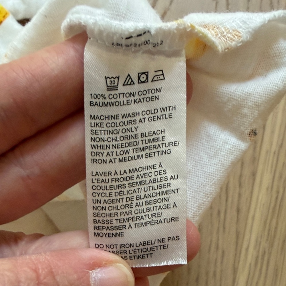 Lord & Taylor White Short Sleeve Tee with Yellow Banana Print - Picture 4 of 7